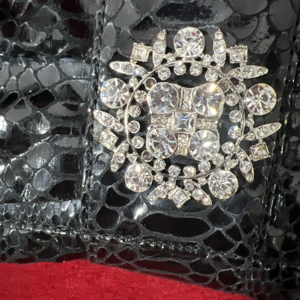 IMAN‎ Ruffle Clutch Black Purse Shoulder strap  Rhinestones Snap excellent - Picture 14 of 15